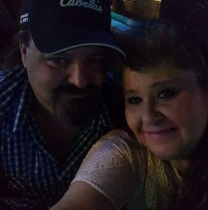 Meet your Posher, Lorie